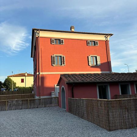 Il Casone Di Vada Apartment Luaran gambar