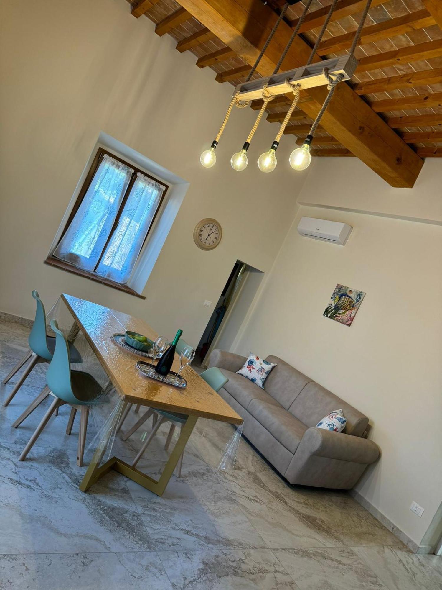 Il Casone Di Vada Apartment Luaran gambar